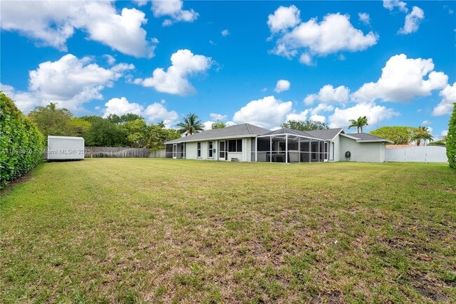Building Photo - 15300 SW 164th St