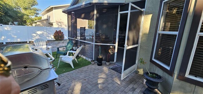 Building Photo - 2068 Preymore St