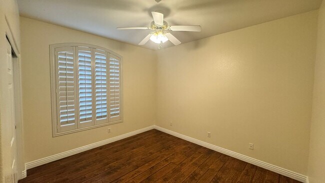 Building Photo - Upscale Executive Living