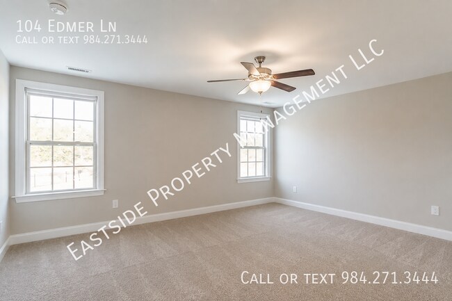 Building Photo - 104 Edmer Ln