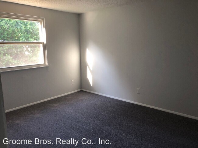 Building Photo - 3 br, 1.5 bath House - 6327 Queens Lace Ci...