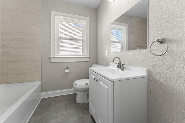 Building Photo - 254 Pocahontas Pl