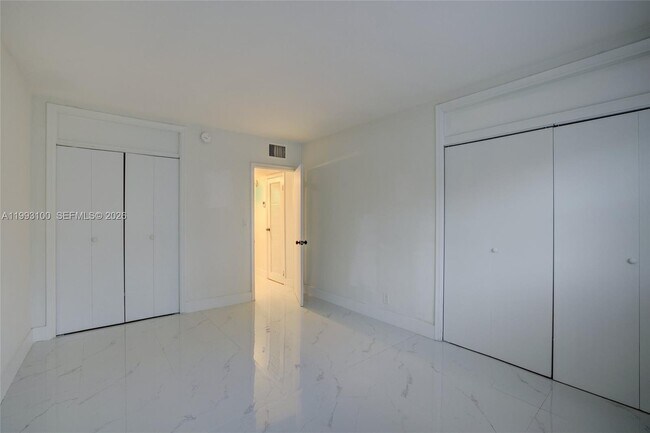 Building Photo - 1740 Funston St