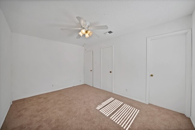 Building Photo - 6516 Perdido Dr