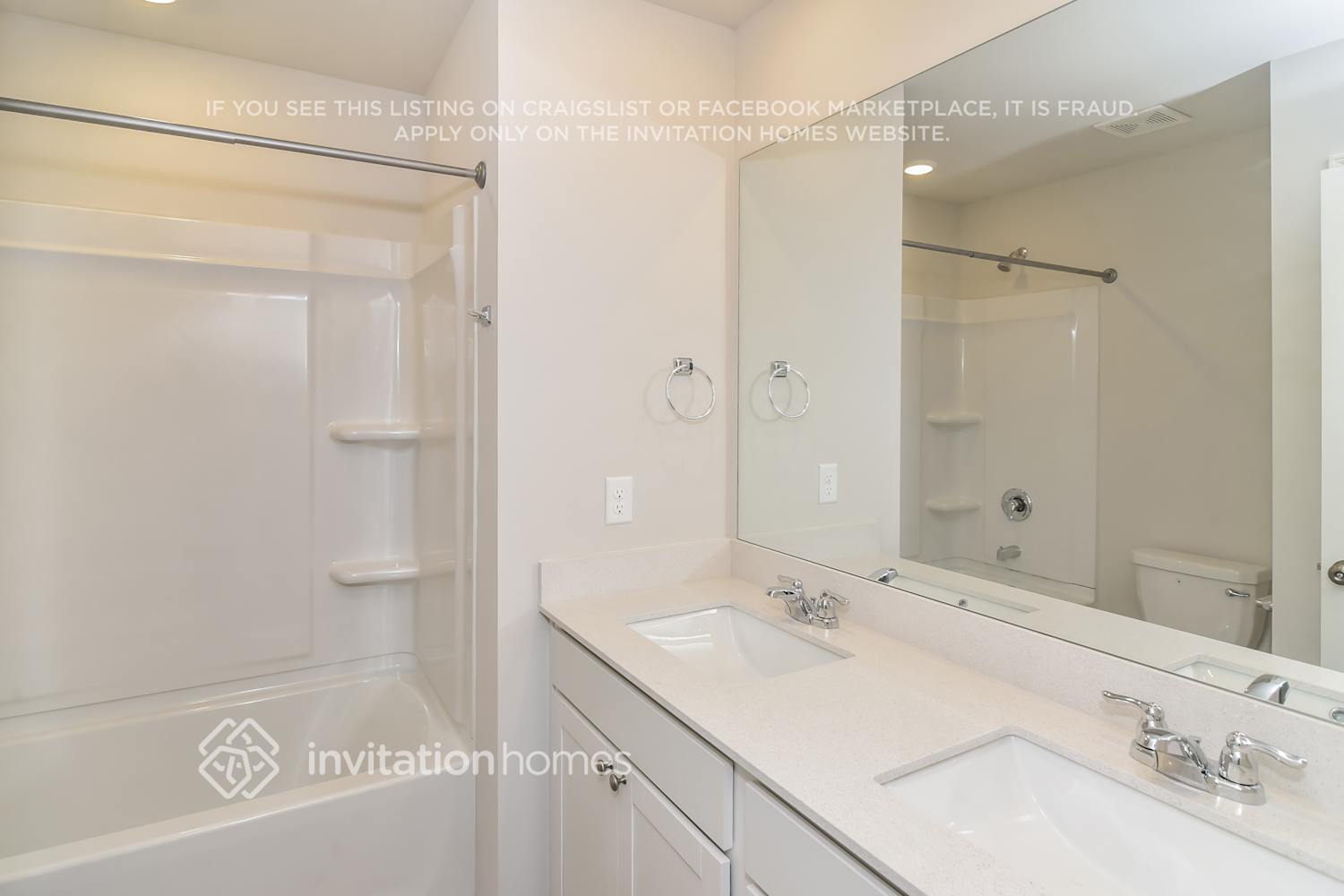 Building Photo - 5088 Mifford Dr