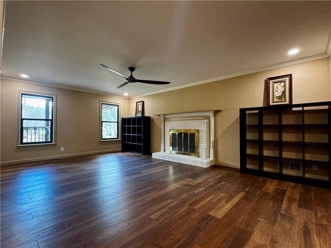 Building Photo - 1709 Rangewood Dr SW