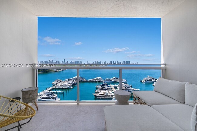 Building Photo - 1800 Sunset Harbour Dr