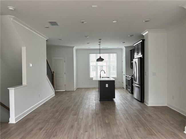 Building Photo - 1651 Wellborn Walk
