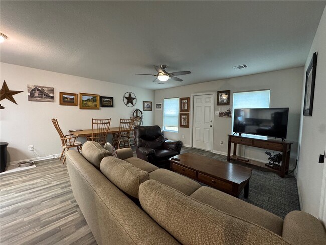 Building Photo - 14132 Harlequin Dr