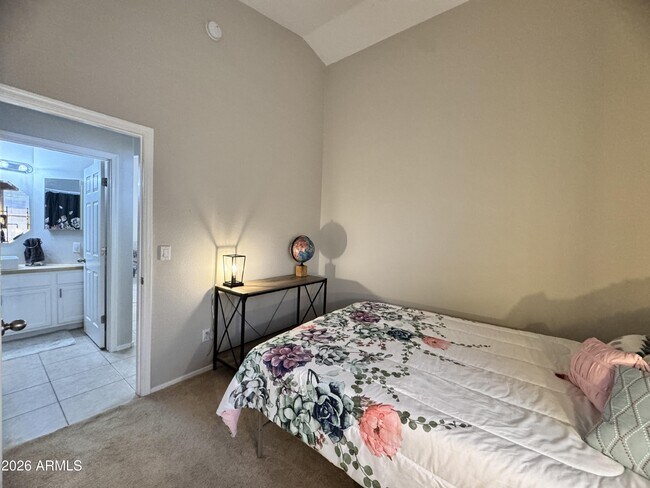 Building Photo - 1461 S Cholla Pl