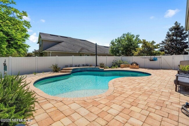 Building Photo - 11725 Paddock Gates Dr