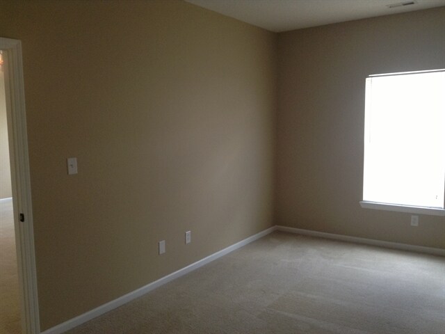 Building Photo - 4094 Ash Lawn Rd