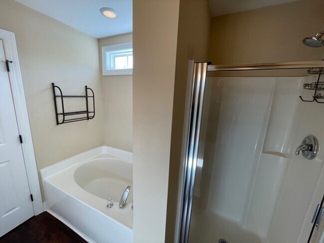 Building Photo - Braxton Village Home For Rent!