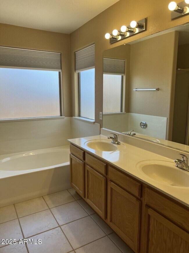 Building Photo - 6607 W Prickly Pear Trail