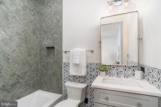 Building Photo - 4217 46th St NW