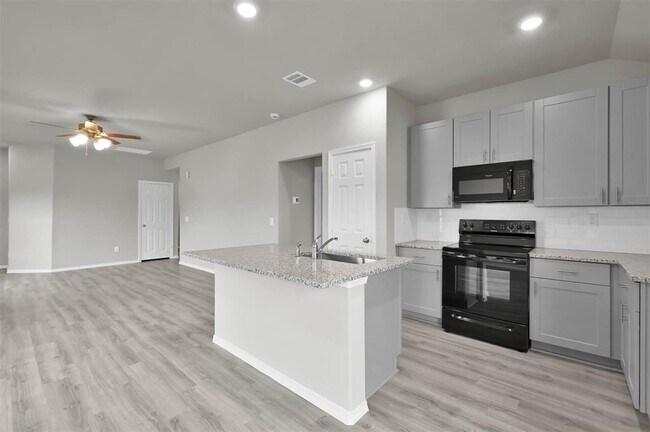 Building Photo - 488 Dalloway St