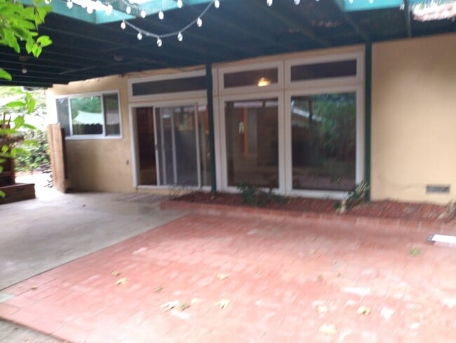 Back patio - 6601 Louise Ave