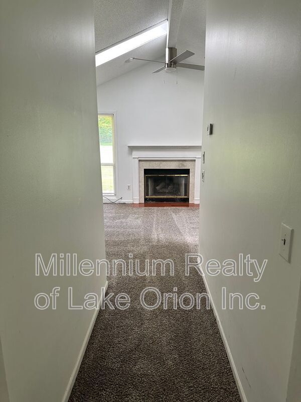 Building Photo - 24955 Westmoreland Dr