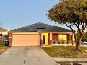 Building Photo - 3420 Crisoforo Dr