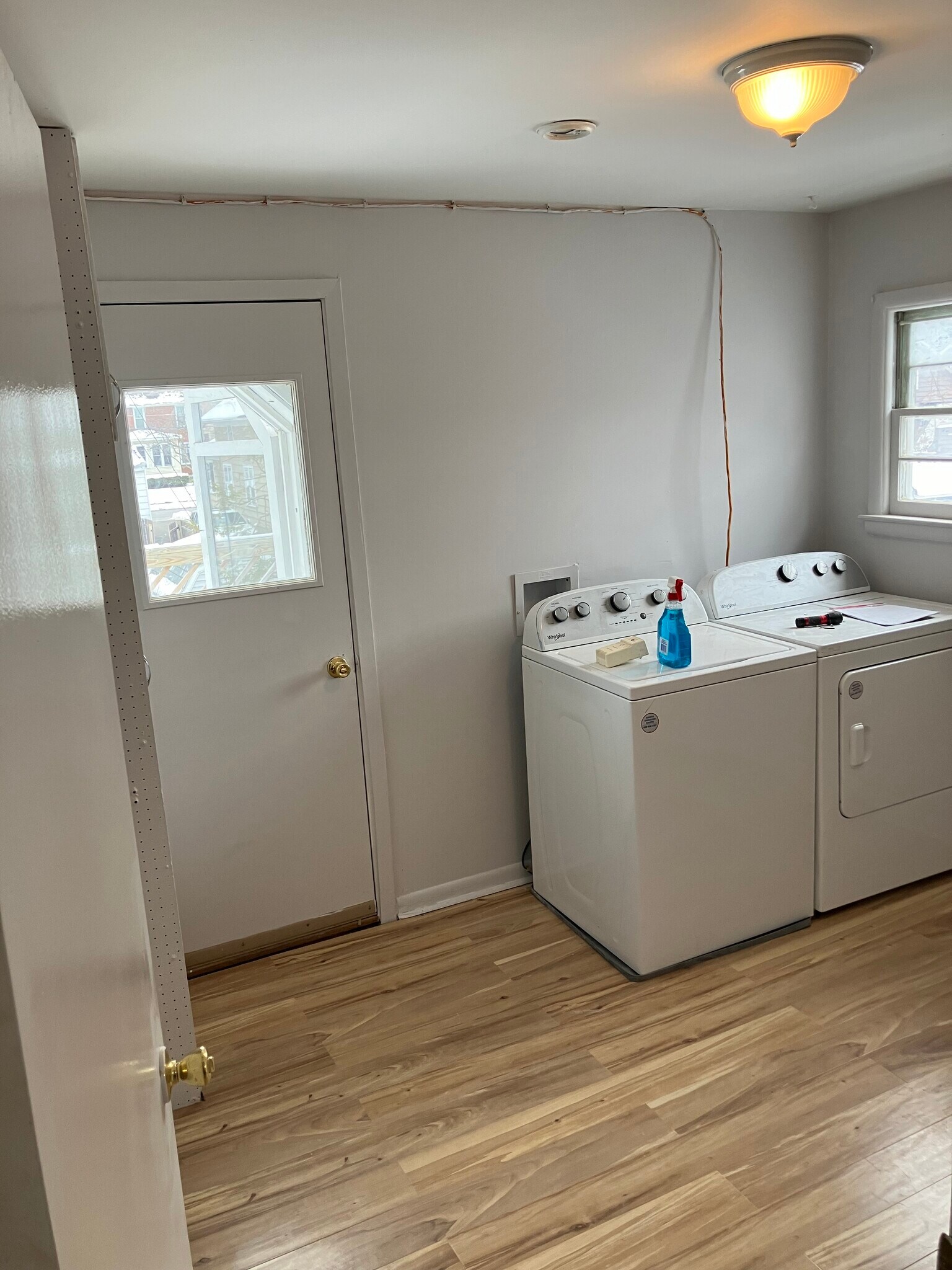 Building Photo - 43 Sycamore St