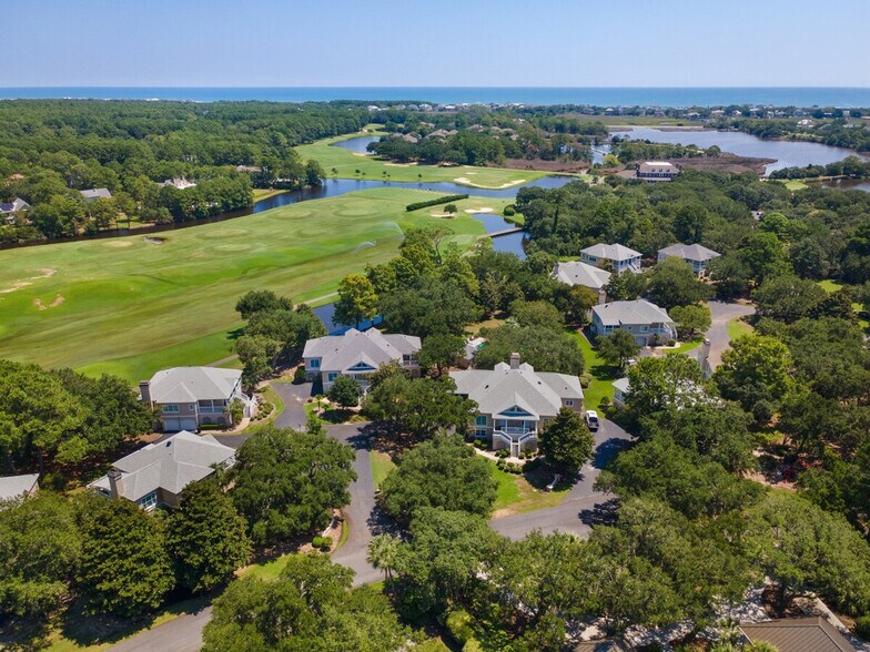 Building Photo - 773 Bonnyneck Dr