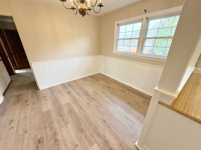 Dining Room w/o furniure - 1315 Book Ave