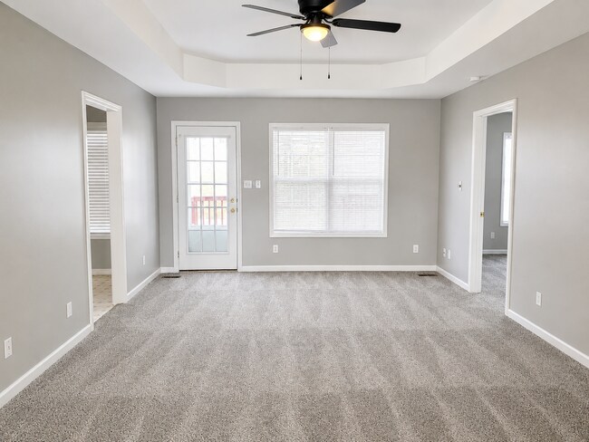Building Photo - 635 Ashley Oaks Dr