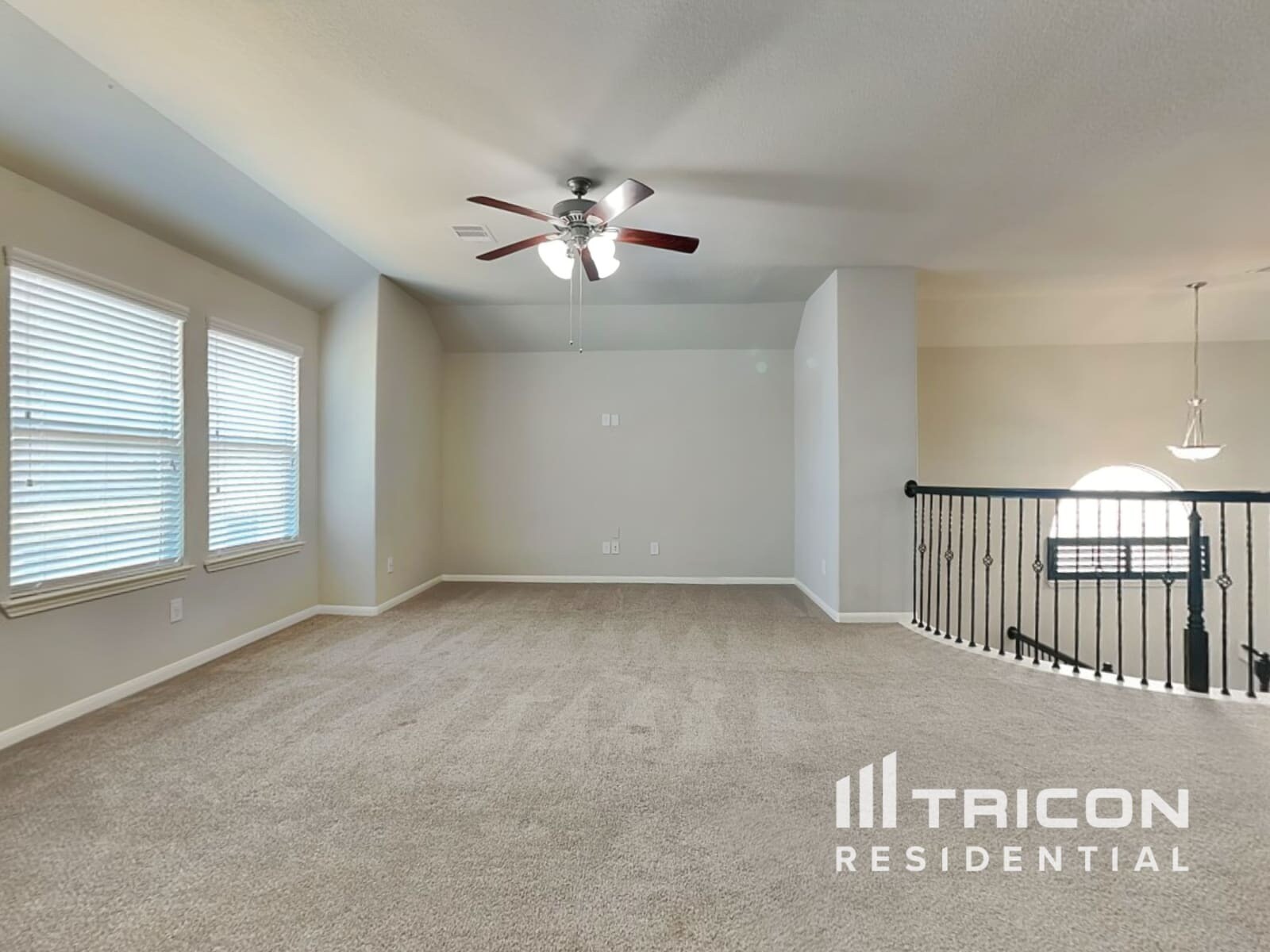 Building Photo - 17103 Amarose Dr