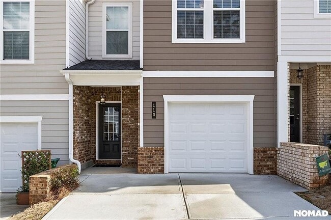 Building Photo - Luxury 3BR Golf Course Townhome in Chimney Oaks – Resort-Style Living