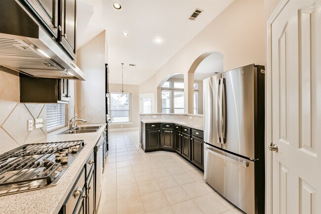 Building Photo - 1712 Hidden Brook Ln