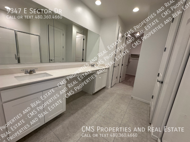 Building Photo - 9347 E Sector Dr