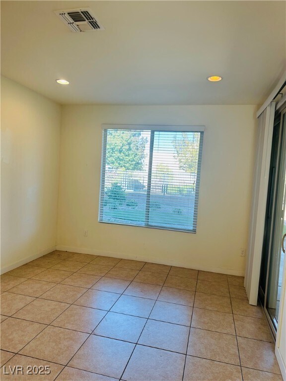 Building Photo - 10302 Kesington Dr