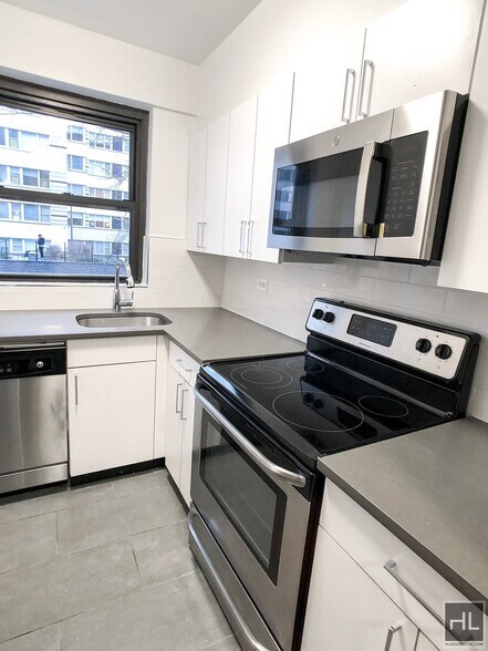 Building Photo - EAST 69 STREET