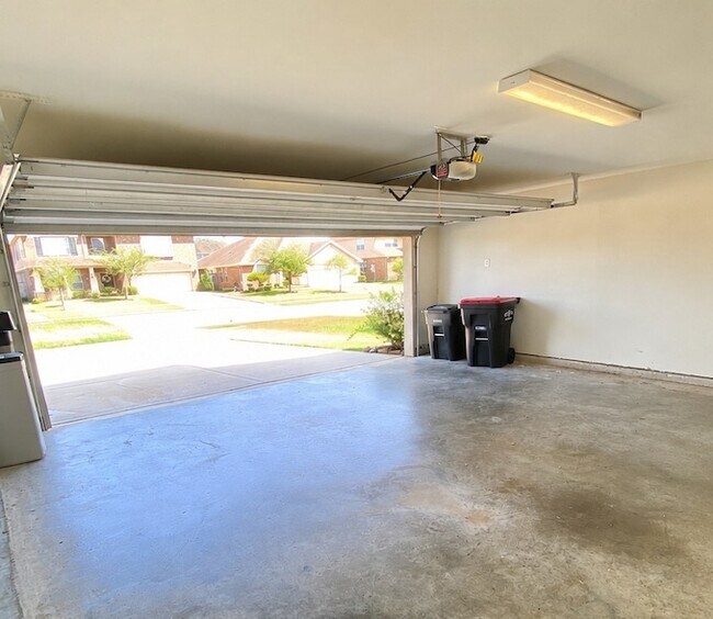 Building Photo - 5002 Naples Grove Ln