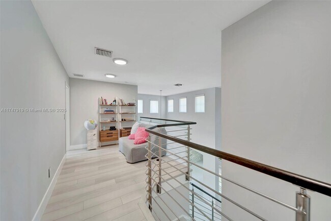 Building Photo - 4424 E Whitewater Ave
