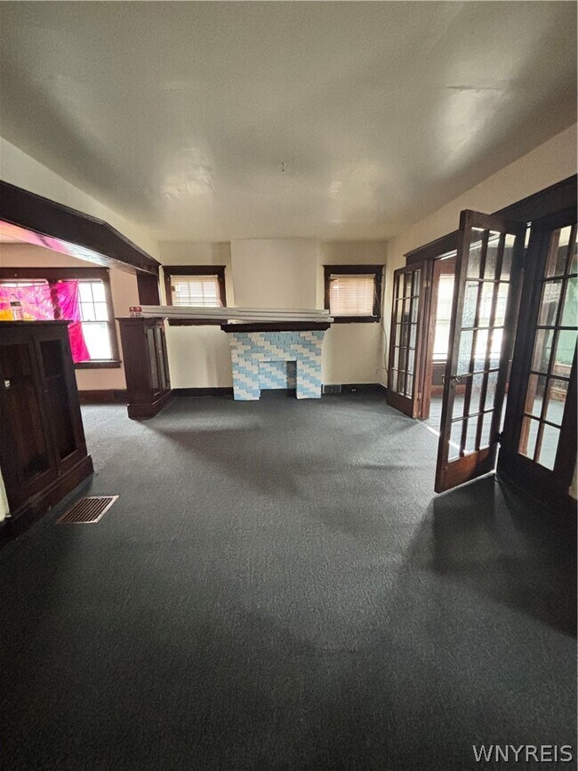 Building Photo - 307 Northland Ave