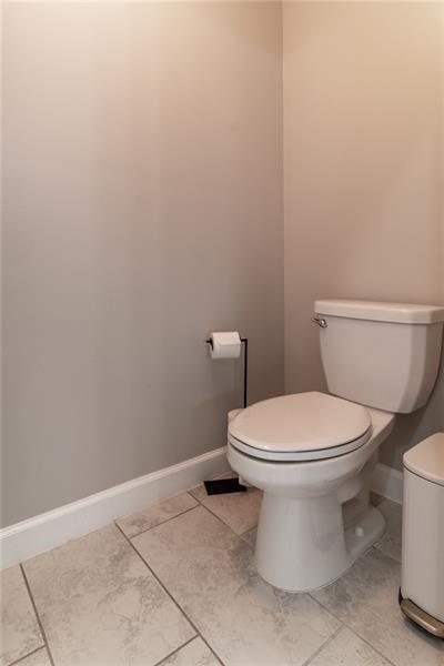 Building Photo - 301 Cochin Dr