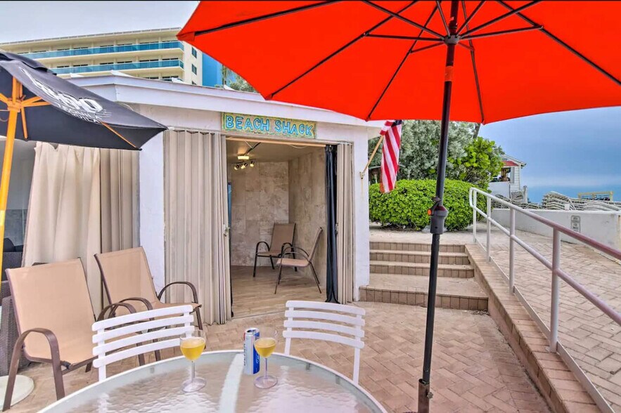 Building Photo - 4040 Galt Ocean Dr