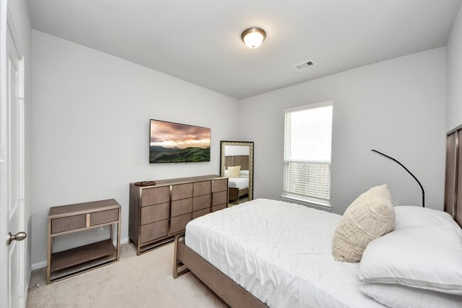 Building Photo - 15307 Davan Springs Dr