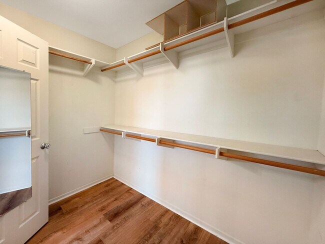 Building Photo - Spacious 4BR/2.5BA Home in Otay Ranch – Av...