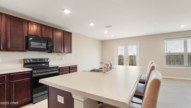 Building Photo - 7115 Shimano Way