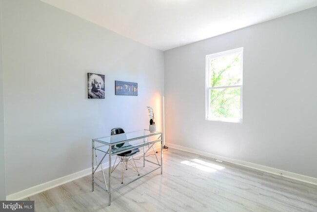 Building Photo - 3603 Oakmont Ave