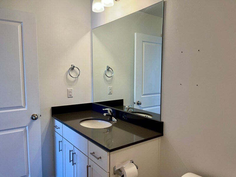 Building Photo - 3757 Cold Spring Dr