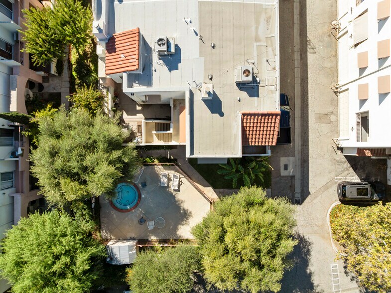 Building Photo - 12411 Osborne St