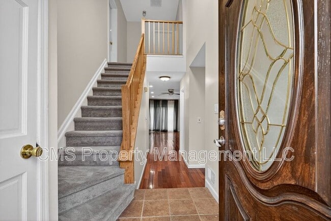 Building Photo - 34 Jeffrey Cir