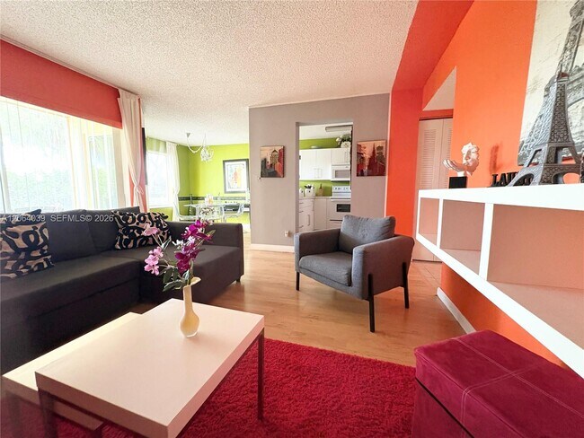 Building Photo - 929 Coral Club Dr