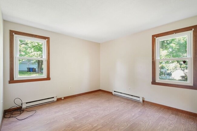 Building Photo - 26 Hunters Hill Cir