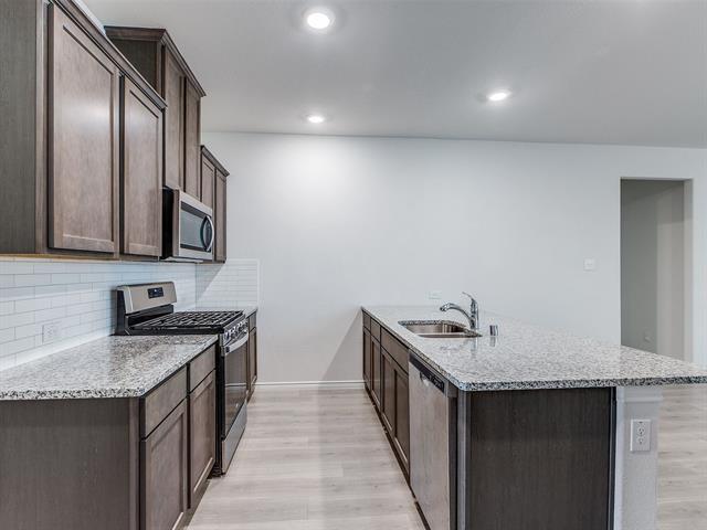 Building Photo - 2836 Franklin Dr