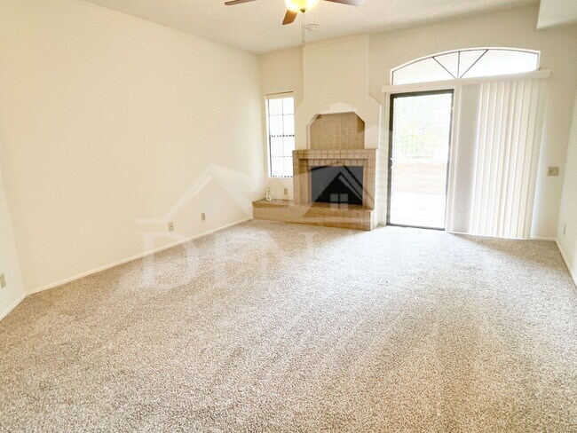 Building Photo - 10019 E Mountain View Rd