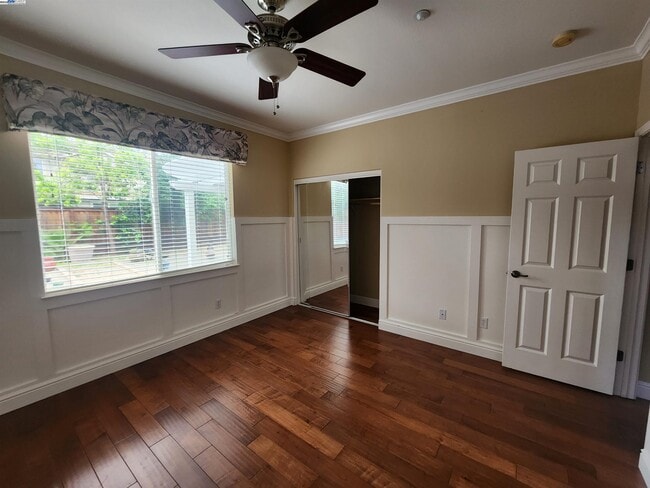 Building Photo - 1428 Legend Ln
